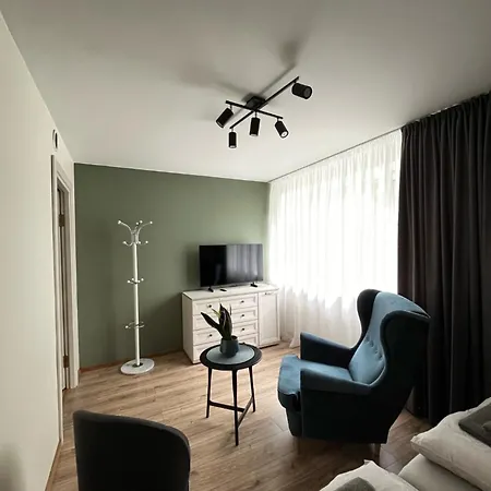 Jaukus Butas Arti Siauliu Miesto Apartment Siauliai  Exterior photo